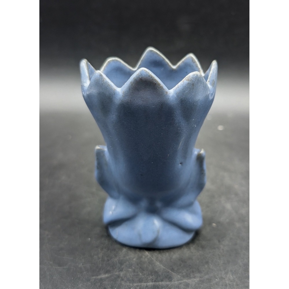 Vintage Camark Blue Ceramic Tulip Bud Vase Scalloped Rim Matte Finish  4"